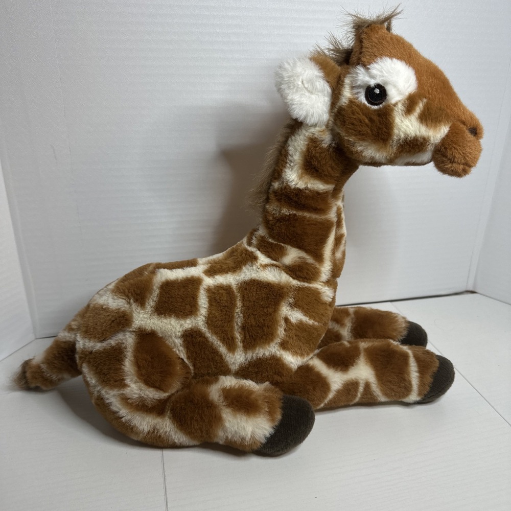 FAO SCHWARZ Giraffe Plush Stuffed Animal Sitting Toy